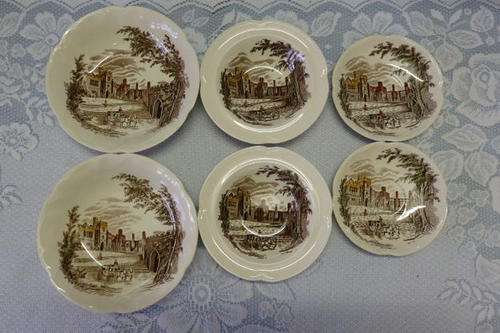 A FANTASTIC COLLECTION OF SIX JOHNSON BROS "HADDON HALL" PATTERN DINNER PIECES bid/piece