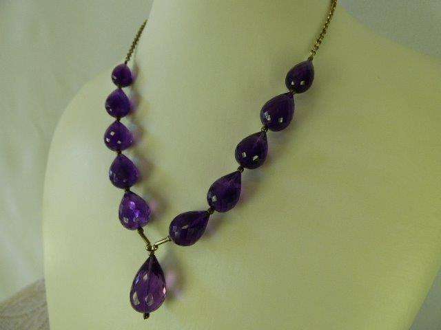 A BEAUTIFUL SILVER (925) CHAIN WITH 11 CHUNKY, GORGEOUS  AMETHYST'S. STUNNING!!