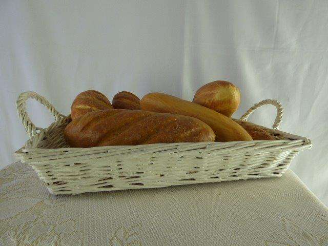 A GORGEOUS WICKER BASKET FOR YOUR PATIO TABLE FOR BREADS OR FRUITS! FABULOUS!!!