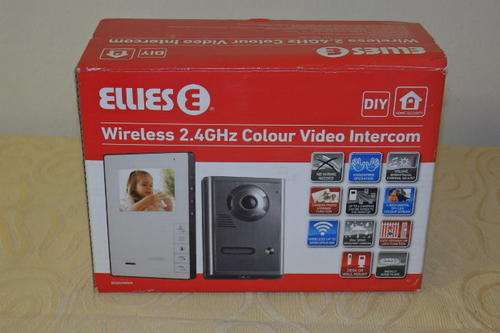 A SUPERB (NEW) ELLIES 2.4GHz COLOUR VIDEO INTERCOM SYSTEM IN ITS ORIGINAL BOX