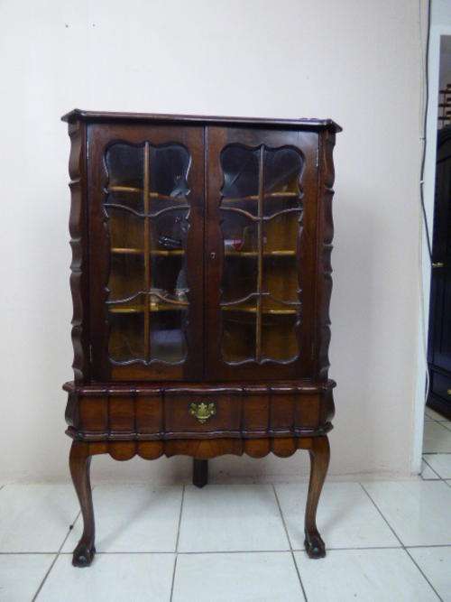 AN EXQUISITE VINTAGE IMBUIA BALL & CLAW CORNER DISPLAY CABINET w A DRAWER, BEAUTIFUL WOODWORK!!