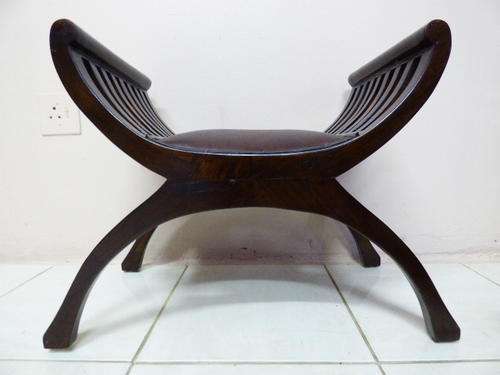 A FABULOUS VINTAGE ITALIAN RENAISSANCE SAVONAROLA TEAK CHAIR! EXQUISITE, BUILT SOLID!!!