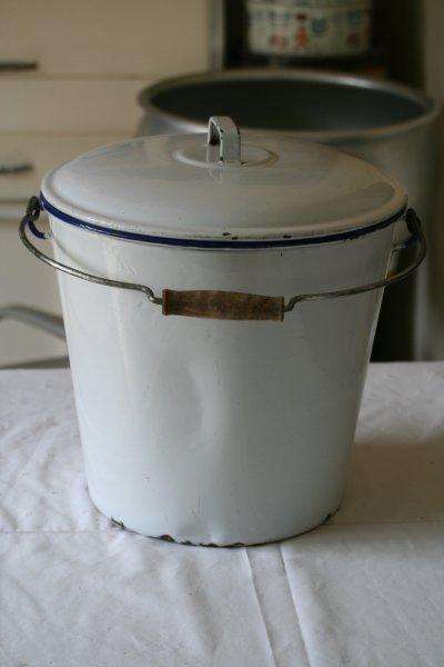 A VERY OLD ENAMEL BUCKET PLUS IT'S IN GREAT CONDITION FOR IT'S AGE!!!!
