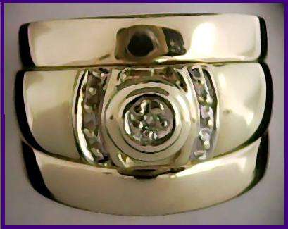 3 Piece 9ct Yellow gold ring with Diamond