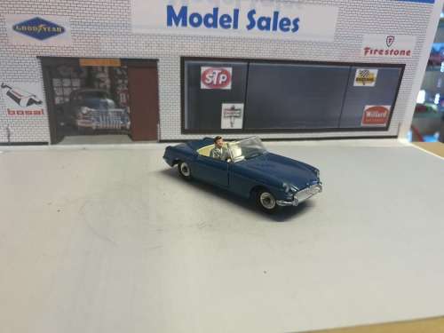Dinky Toys. MGB Roadster