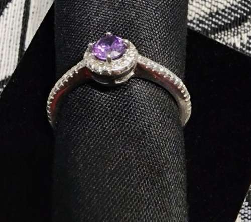 ***LOVELY CZ TANZANITE & 925 STERLING SILVER RING***