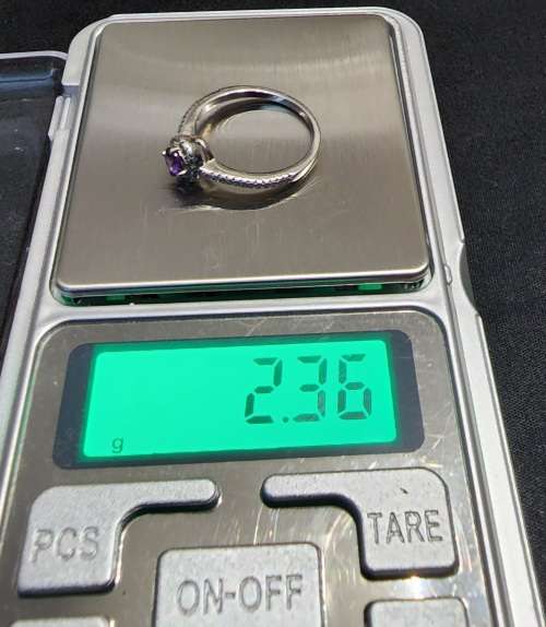 ***LOVELY CZ TANZANITE & 925 STERLING SILVER RING***