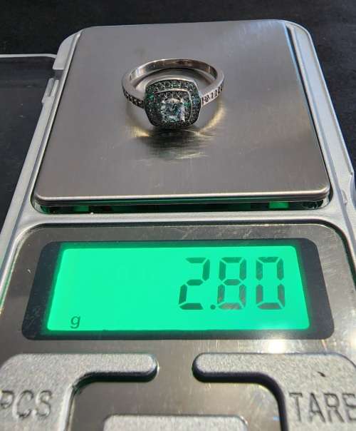 ***LOVELY STERLING SILVER DOUBLE HALO ZIRCONIA CLUSTER ETERNITY RING***