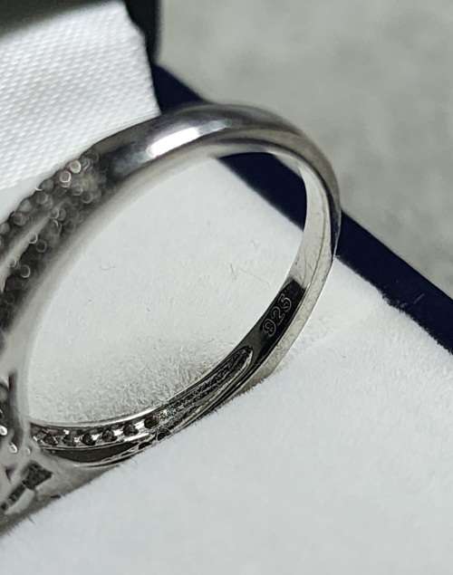 ***LUXURY 925 STERLING SILVER ZIRCONIA WREATH WEDDING RING***