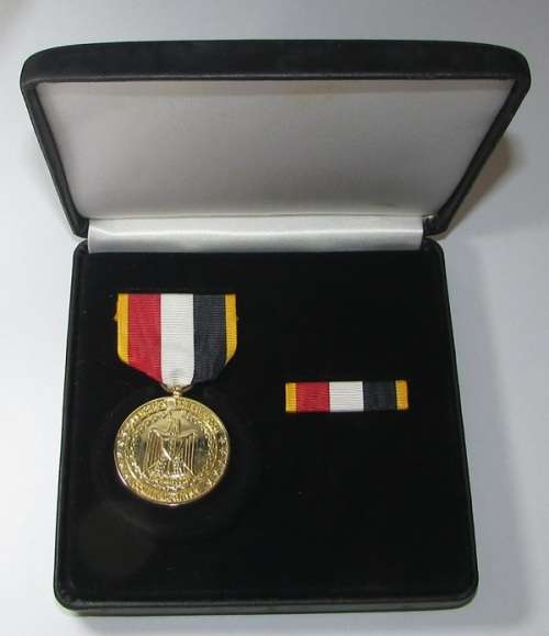 United States Iraqi Freedom Commemorative Full Size Medal