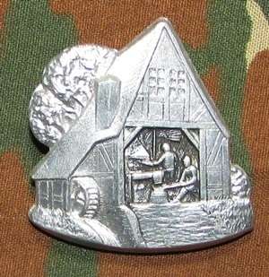 World War 2 Era German Tinnie Badge