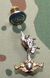 SADF - Signal Corps Cap Badge with 3 Electronic Workshop Button Badge