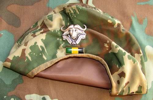 SADF - 32 Battalion Beret with Bar and Badge