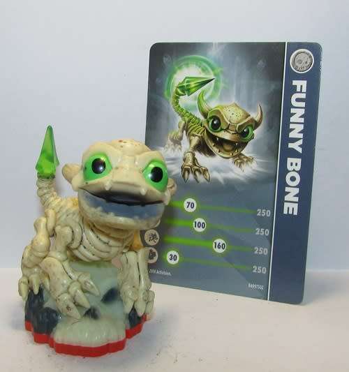 Skylanders Trap Team - Funny Bone Figurine with Card