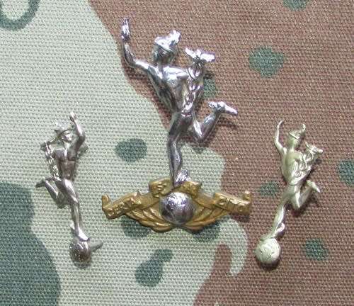 SADF - Corps of Signals Cap and Collars