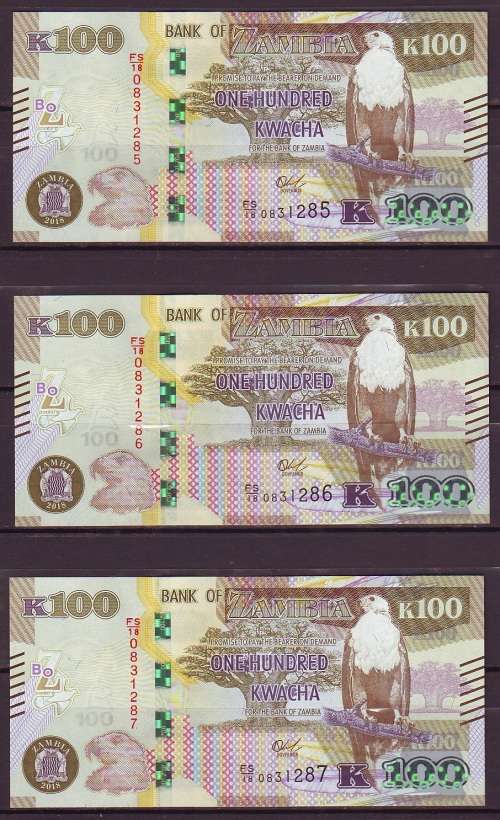 Zambia New Series - 3 by 100 Kwacha Notes in Sequence and UNC