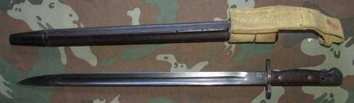 Brittish Patern 1907 Bayonet with Scabbard and Frog
