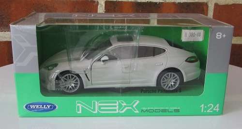 Nex Models - 1:24 Porsche Panamera S