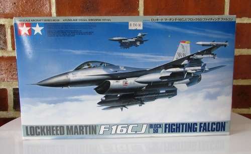 Tamiya - 1:48 Lockhead Martin F16CJ Fighting Falcon