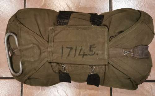 SADF - Complete Static Line Parachute Reserve ( Bush War Era ) Discontinued in the 1990's