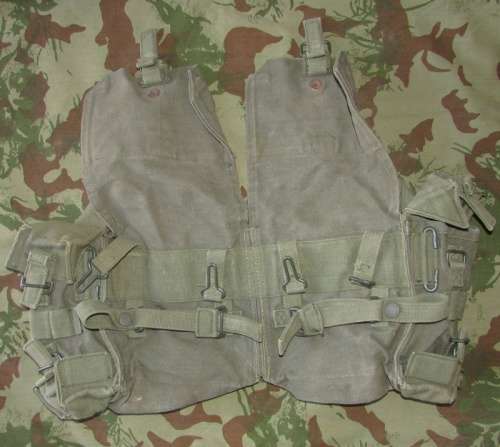 SADF - Webbing " Kidney Pouches " ( Good Used )