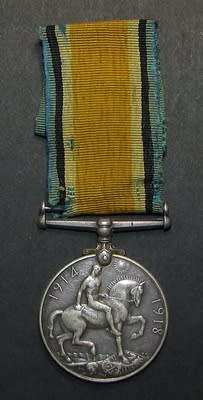 Full Size World War 1 War Medal ( Silver ) : DVR W.Saaiman C.A.H.T.C.