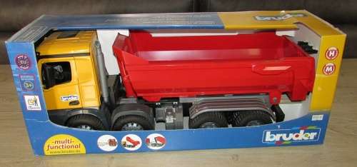 HUGE Bruder Model !! - 1:16 Mercedez Benz Arocs