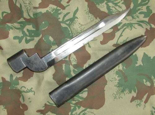 British No. 9 Mk1 Bayonet for - 303 Lee Enfield Riffle - Marked 1949