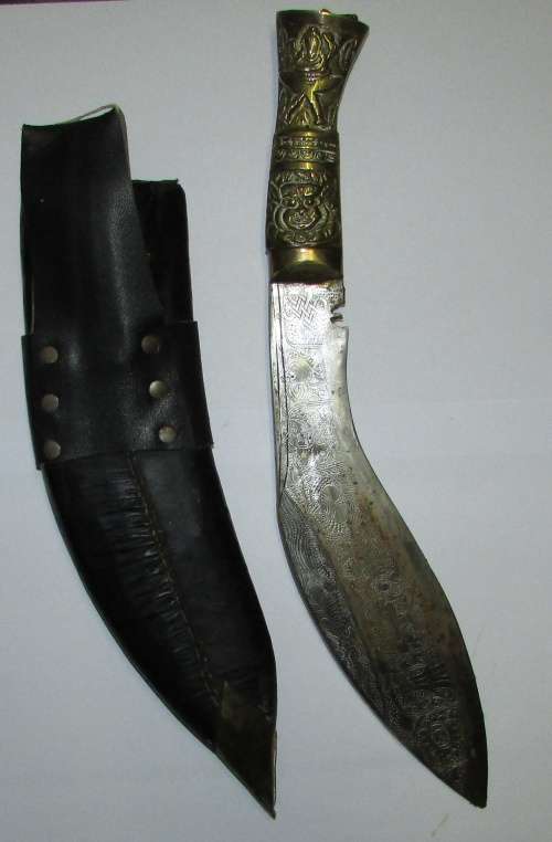 Stunning and Ornate Nepalese Kukri (Gurkha) knife with Leather Sheath