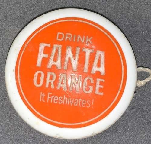 Vintage 2 Sided Coke/Fanta Collectors YoYo