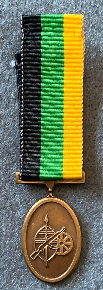 MK Miniature 10 Year Service Medal (Bronze)
