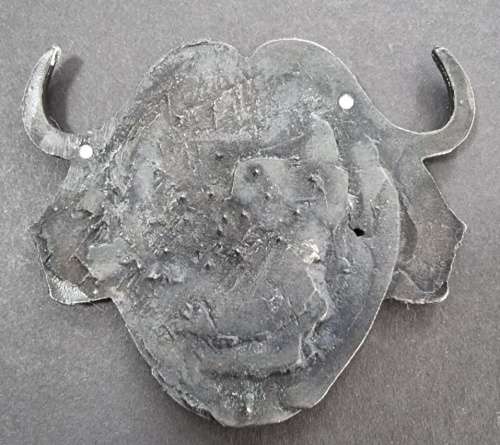 32 Battalion Cast Badge ( After Market )