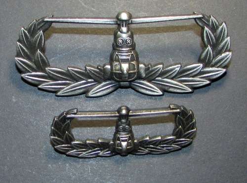 SADF - Air-Assault Breast Badge ( Full Size plus Mess Dress )