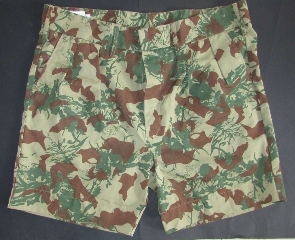 SA Camo Shorts in Top Condition - Big Size