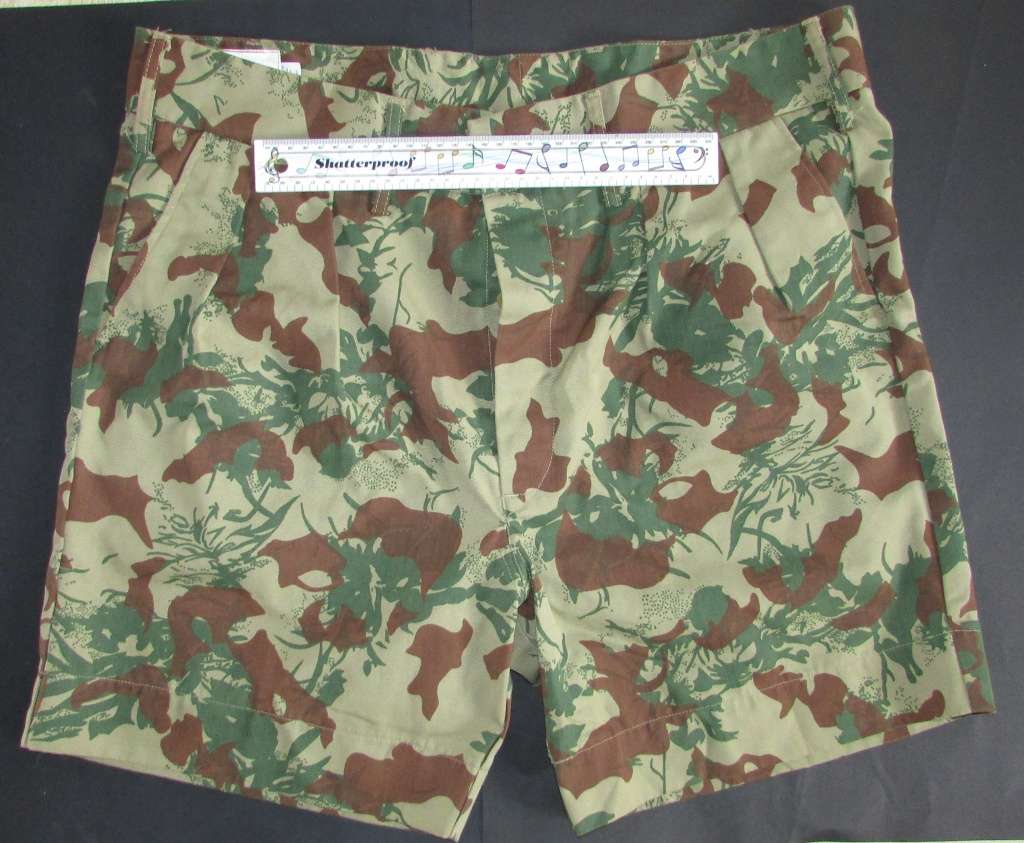 SA Camo Shorts in Top Condition - Big Size