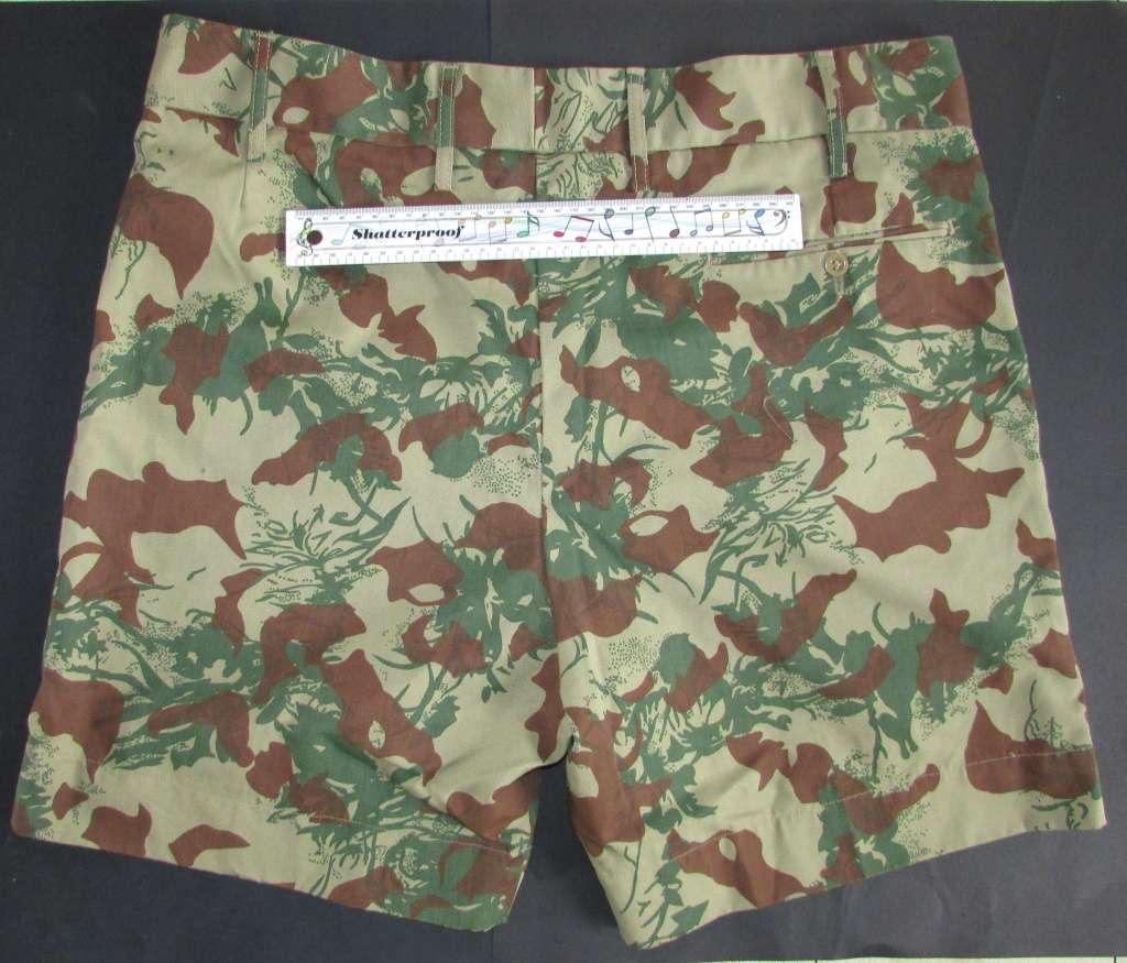 SA Camo Shorts in Top Condition - Big Size