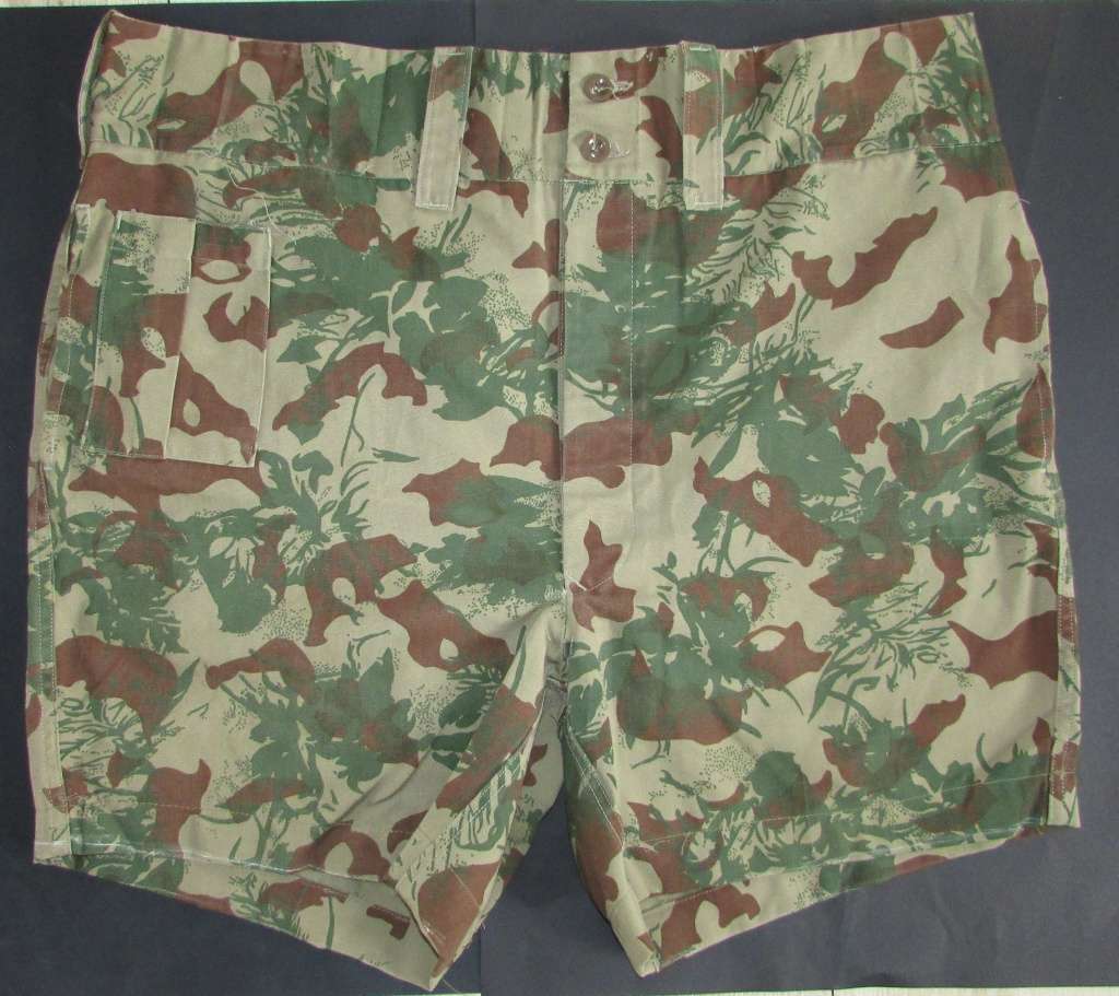 SA Camo Shorts in Top Condition - Big Size