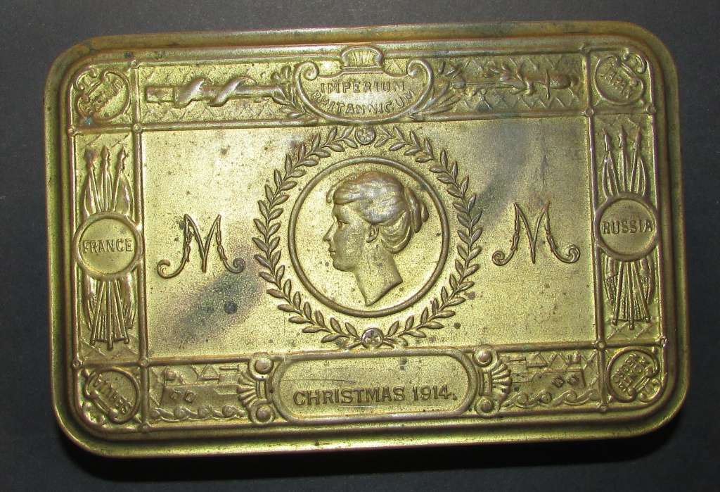 World War 1 Christmas Chocholate Tin Dated 1914