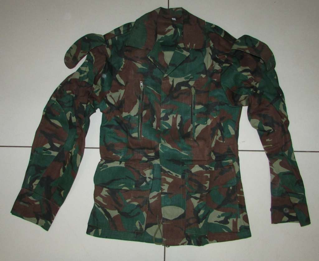 SADF - Original Recce Copy Programme - Renamo Bush Jacket ( Size Small )