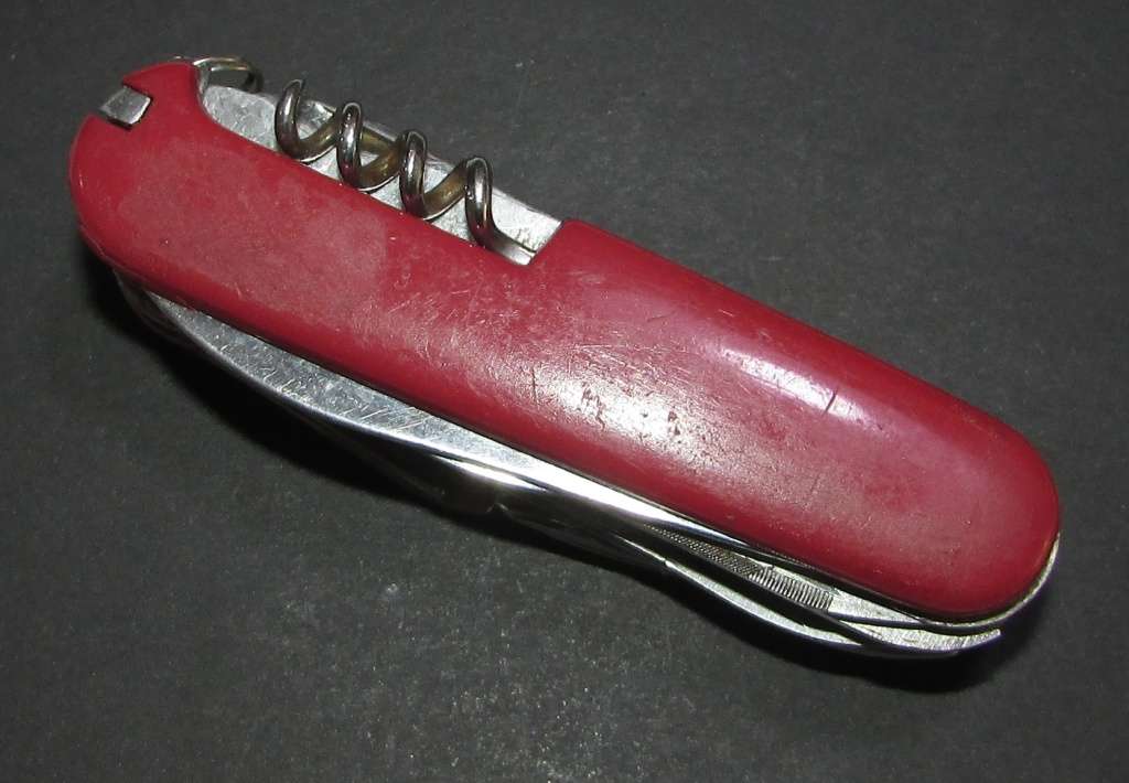 Swiss Army Style - Multitool Pocket Knife