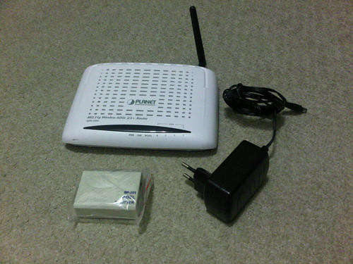 ADSL Planet 4 Port Wireless Router *DEMO STOCK*