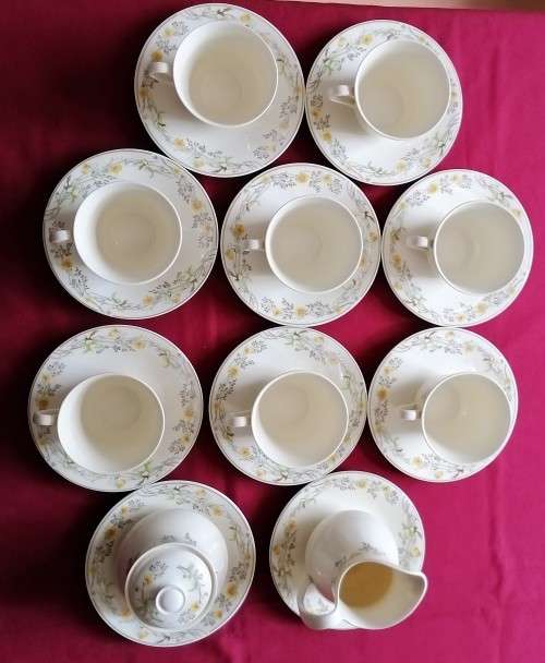 Vintage Royal Doulton -  Tea set with milk jug and sugar bowl - Nicole H 5080 - Romance Collection