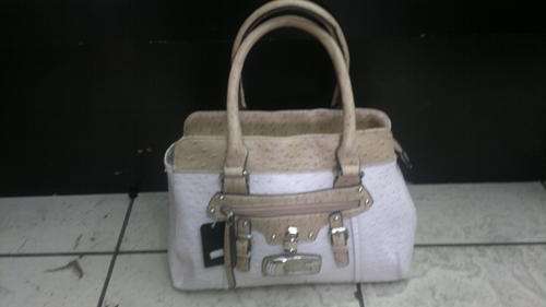 STUNNING GUESS HANDBAG