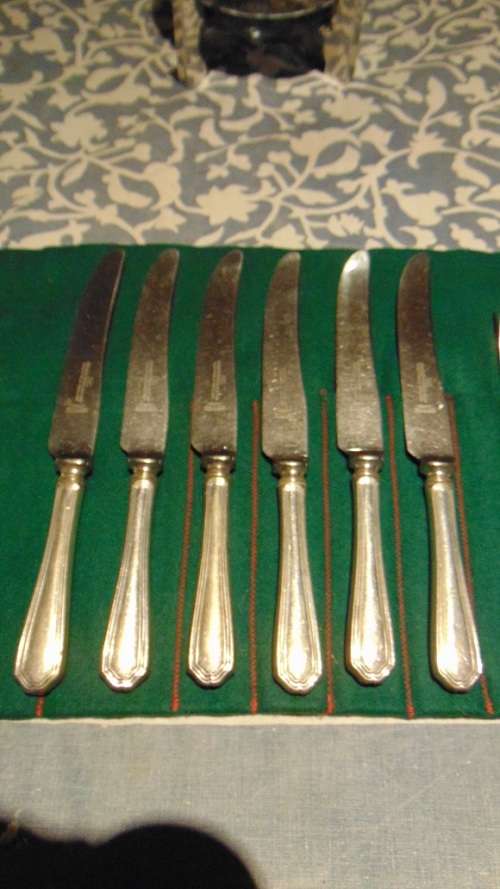 Set of Electroplated Sheffield Cutlery in Green Felt Purpose-Made Roll - 6 Pieces each.