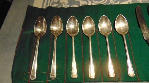 Set of Electroplated Sheffield Cutlery in Green Felt Purpose-Made Roll - 6 Pieces each.