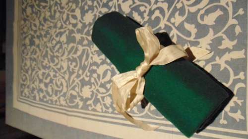 Set of Electroplated Sheffield Cutlery in Green Felt Purpose-Made Roll - 6 Pieces each.