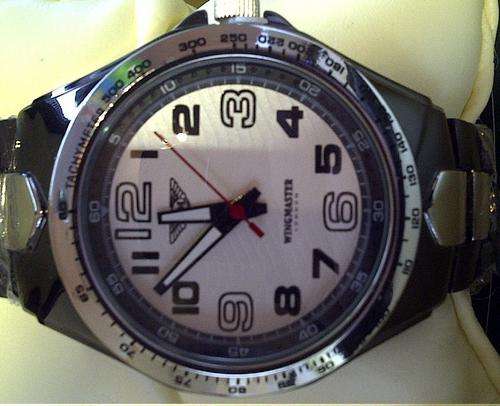 Brand New MENS WINGMASTER Designer watch from LONDON A81