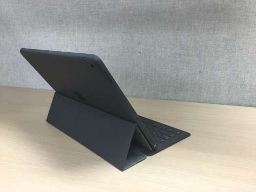 9.7-Inch APPLE iPAD PRO | CELLULAR + Wi-Fi | ROSE GOLD | + APPLE SMART KEYBOARD + APPLE BACK COVER