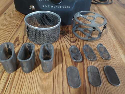 L and R watch clock cleaning washing machine