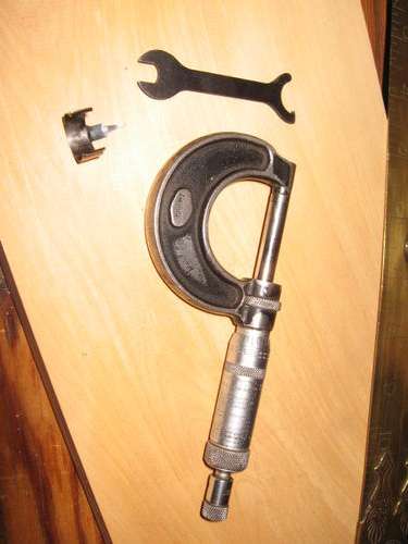 0 TO 1 INCH MOORE AND WRIGHT IMPERIAL MICROMETER CALIPER